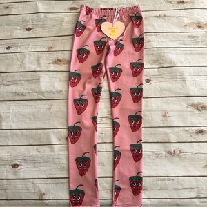Hugo loves tiki strawberry nwt 10y
